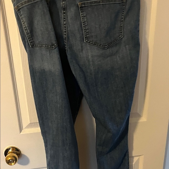 Old Navy Classic Denim Diva Jeans - Picture 4 of 4